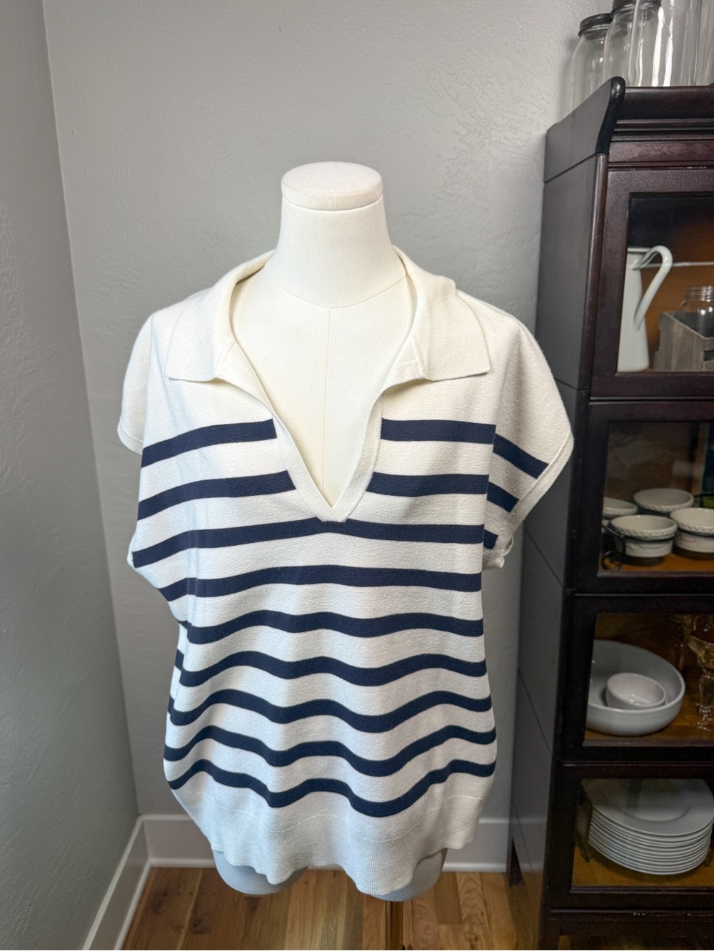 Nordstrom Rack 1X Navy Ivory Striped Collared V Neck Dolman Sweater Top
